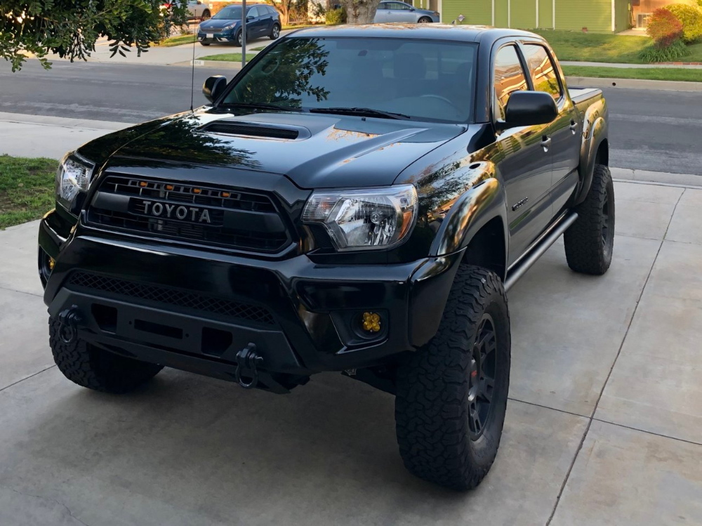 Aftermarket 2ng Gen Tacoma door cards